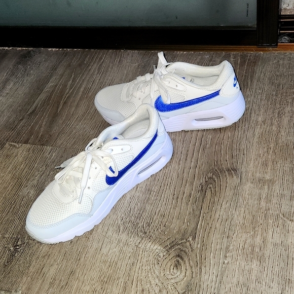 Nike Shoes - Nike Air Shoes